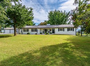 586 Davis Chapel Rd, Albany, KY 42602