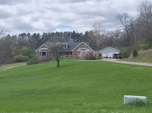 5280 Clark Lake Rd, Jackson, MI 49201