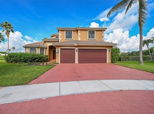 18980 SW 30th St, Hollywood, FL 33029