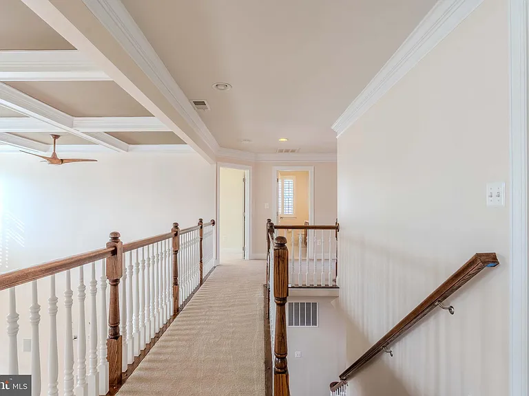 15316 Admiral Baker Cir — Photo 64