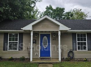 877 Lasser Dr, Norfolk, VA 23513