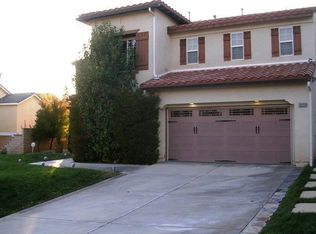 29233 Las Terreno Ln, Santa Clarita, CA 91354