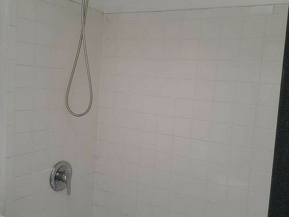 5th image of 431 Convent Ave #4A