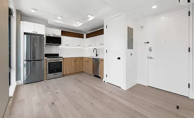 Rented by REAL New York | media 15