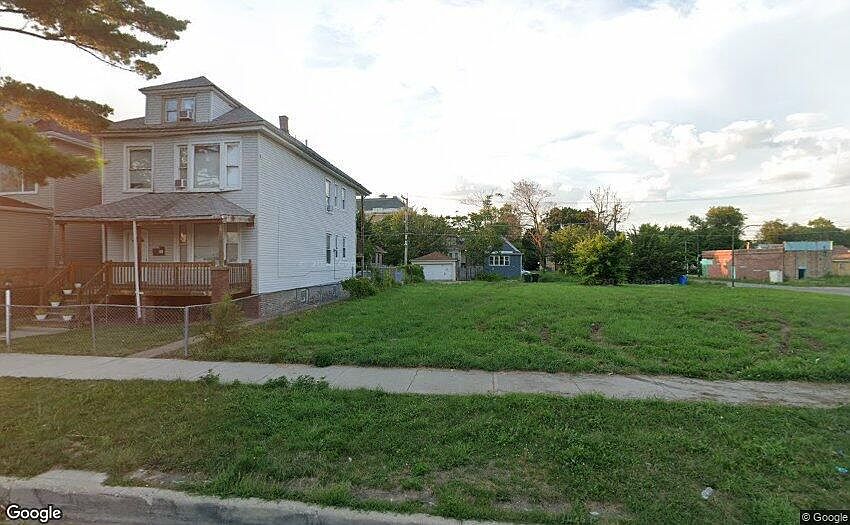 1st image of 1308 W 71st Pl