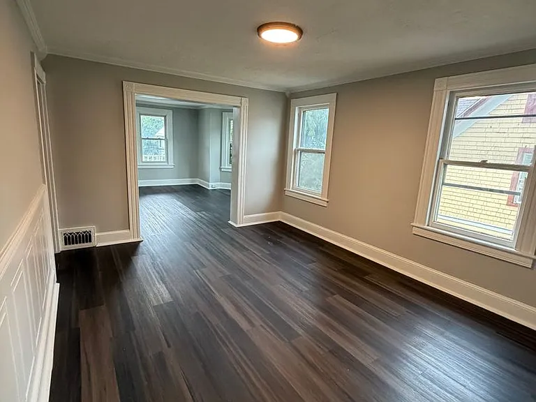82 Brookside Ave — Photo 4
