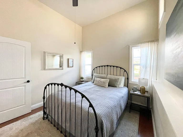 4795 Myrtle Dr — Photo 9