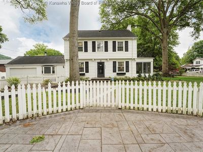 4300 Staunton Ave SE, Charleston, WV, 25304