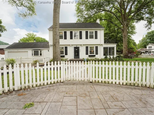 4300 Staunton Ave SE, Charleston, WV 25304