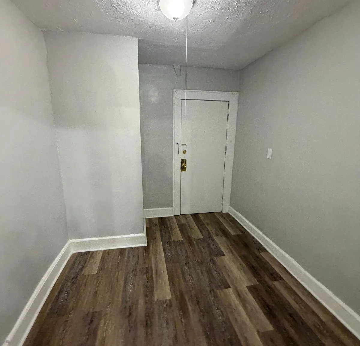 2 bed, $1,350 — Photo 4