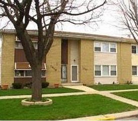 2nd image of 1415 W Le Moyne St #1415
