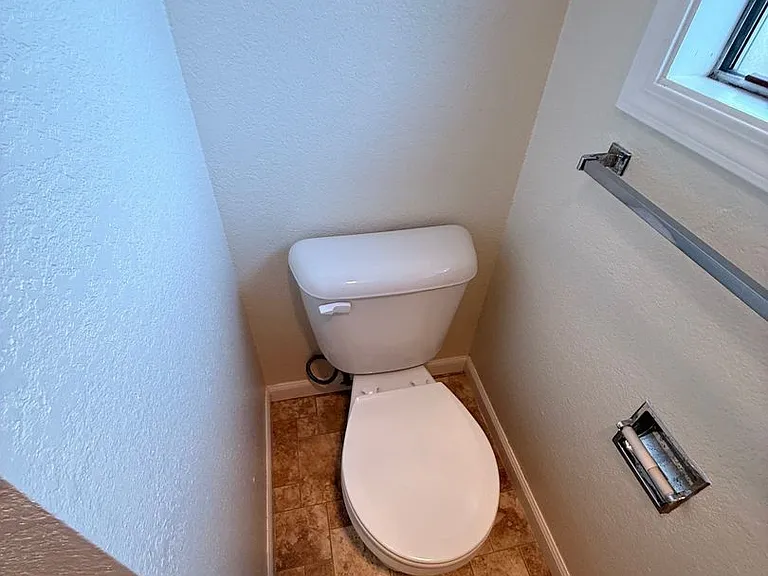 1959 Green Ave #1961 — Photo 10