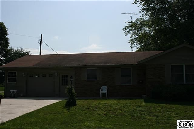1st image of 201 McMahan St