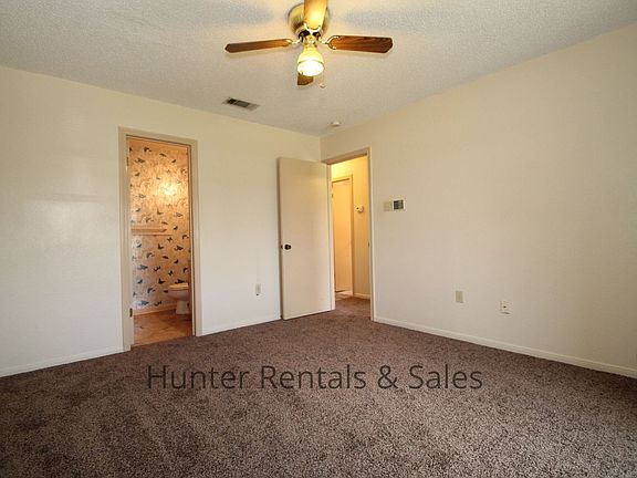 3rd image of 569 Plaza Ct