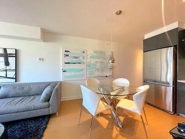 1325 Rolston St #702 — Photo 7