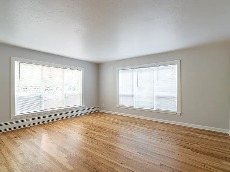 2244 NW Overton St #3 — Photo 3