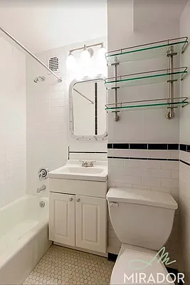 Rented by Mirador Real Estate | media 14