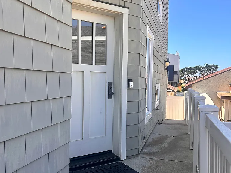 3329 Harbor Blvd — Photo 10