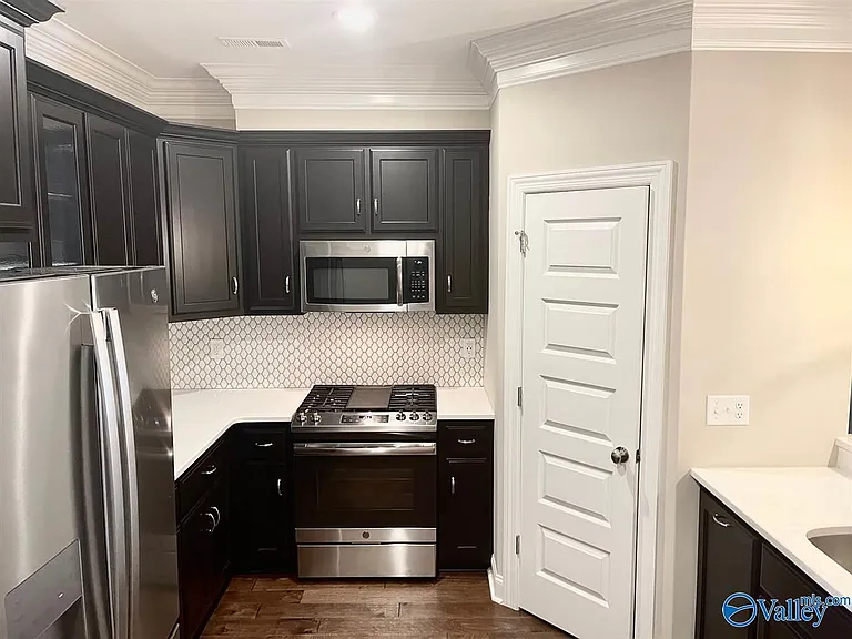 8018 Misty Valley Way — Photo 12