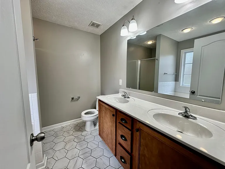 942 Cobbler Dr — Photo 6