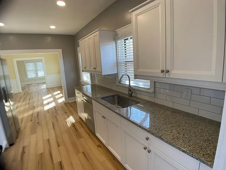133 N Bluff Ave — Photo 22