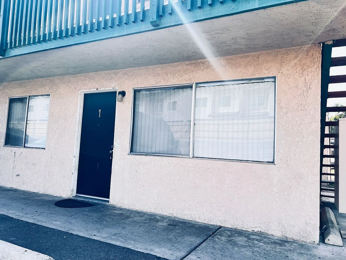 Vista Apartment Two Bedroom for Rent — Photo 2