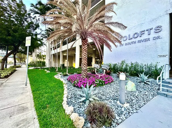 10 SW South River Dr Penthouse 10, Miami, FL 33130