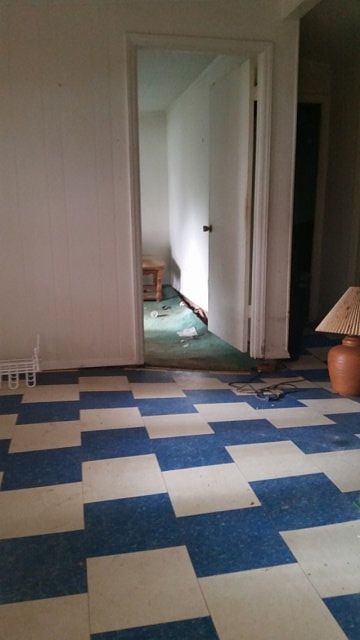 2nd image of 414 Armstrong Rd