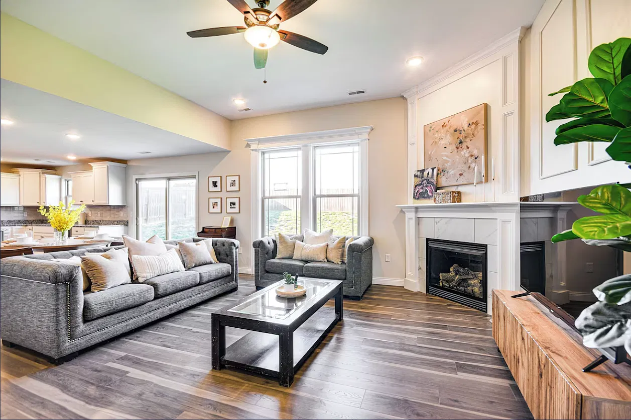 3407 Goldenwood Dr — Photo 1