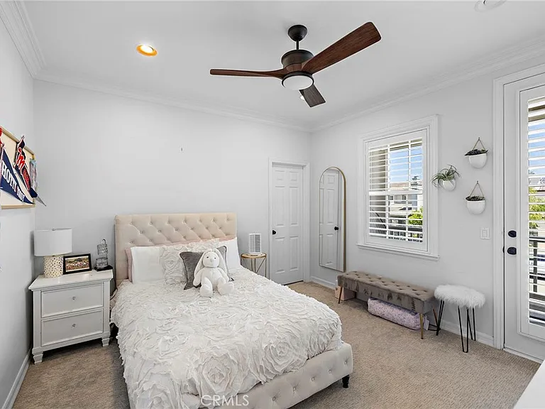 8 Victoria Ln — Photo 34