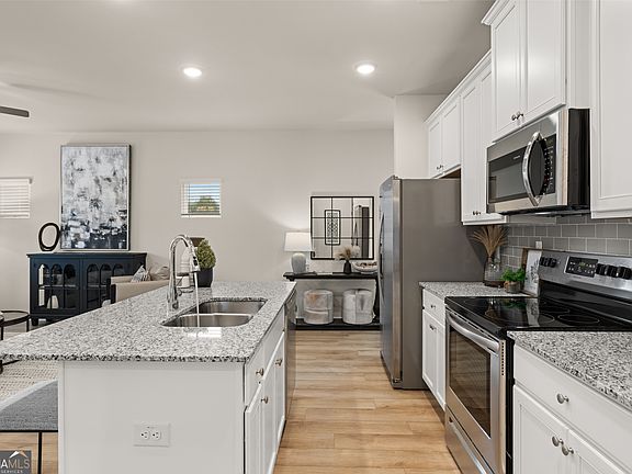 5th image of 1044 Merritt Dr #23