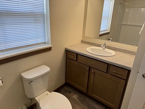 5th image of 1054 Egg Harbor Rd #19
