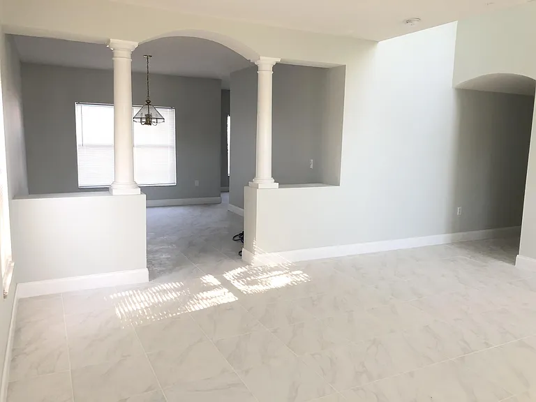 566 Eagle Ct — Photo 7