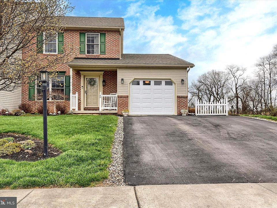 1st image of 66 Nottingham Dr
