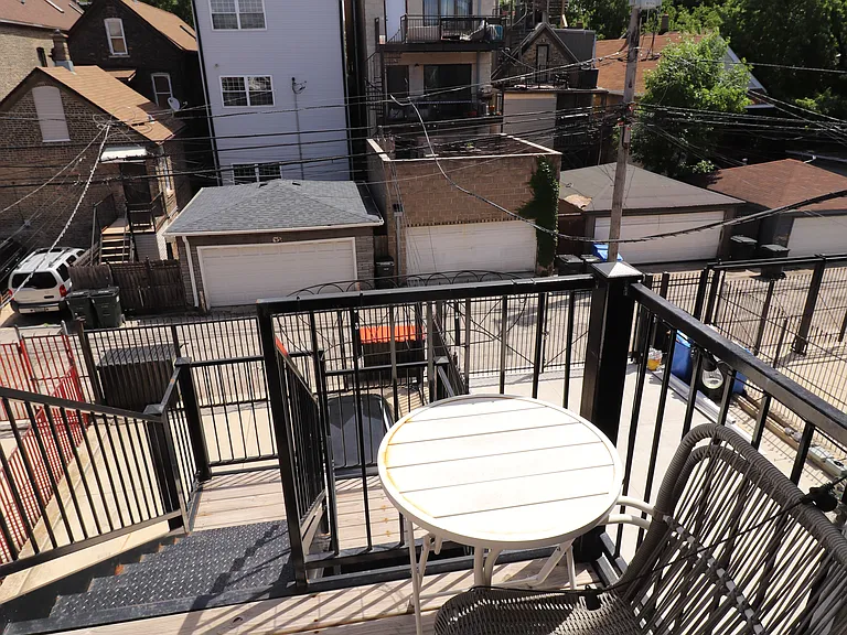 1345 N Bosworth Ave #3R — Photo 14