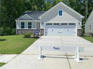 204 Martha Washington Pkwy, Williamsburg, VA 23185