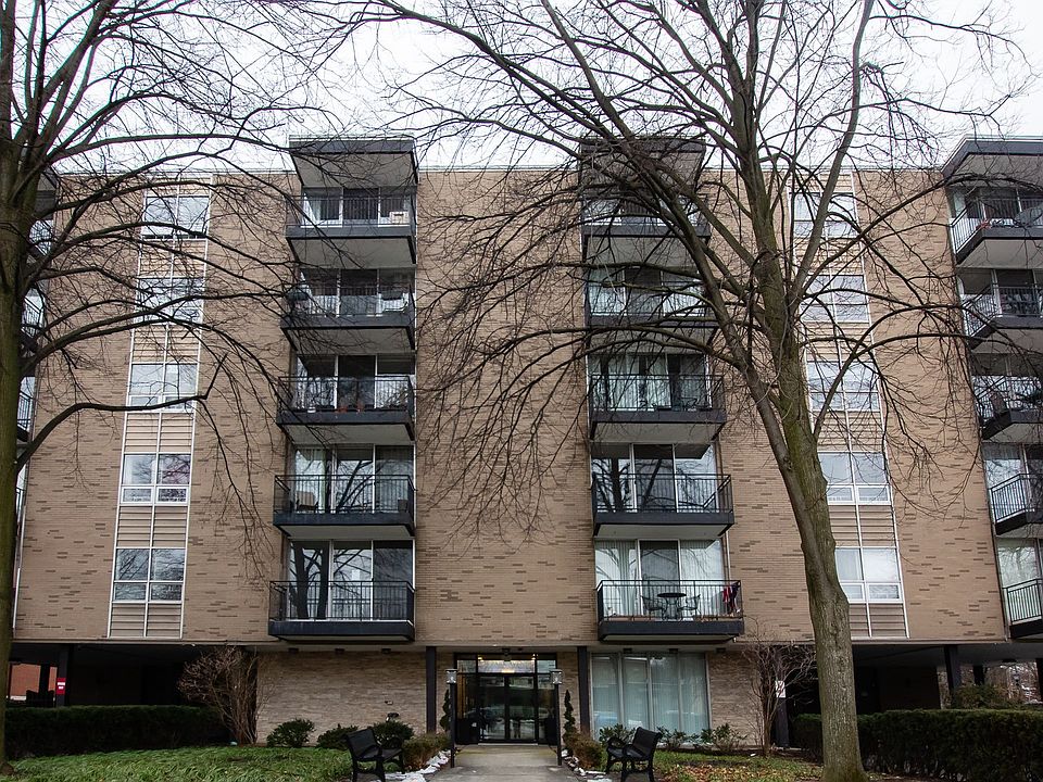 1st image of 424 Park Ave APT 303