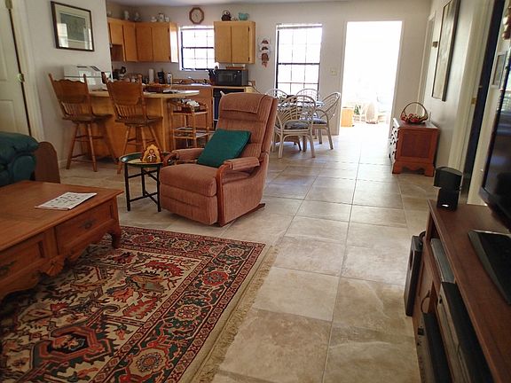 5th image of 856 Fairborn Ave