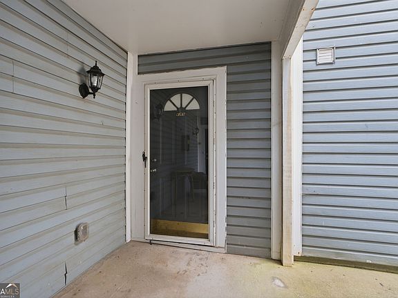 3rd image of 6355 Wedgeview Ct