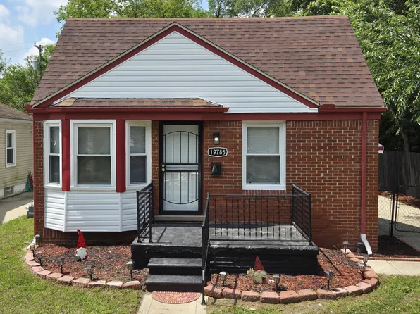 19785 Chapel St, Detroit, MI 48219