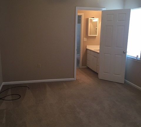 2nd image of 4212 Hamilton Cir