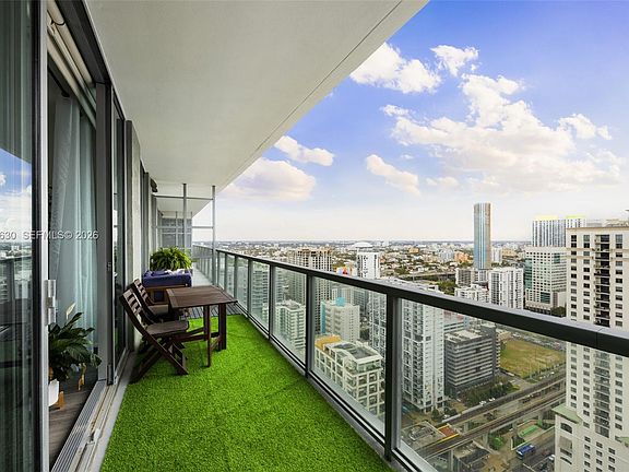 2nd image of 1111 SW 1st Ave APT 3723