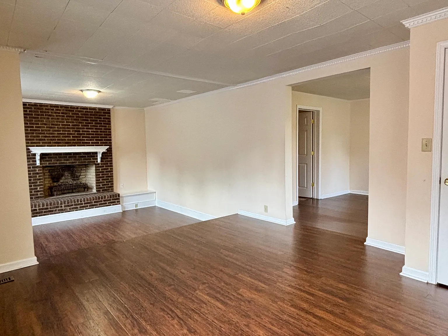 3 bed, 1392 sqft, $1,800 — Photo 4