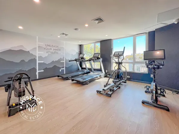 280 Meeker Avenue image 21 of 24