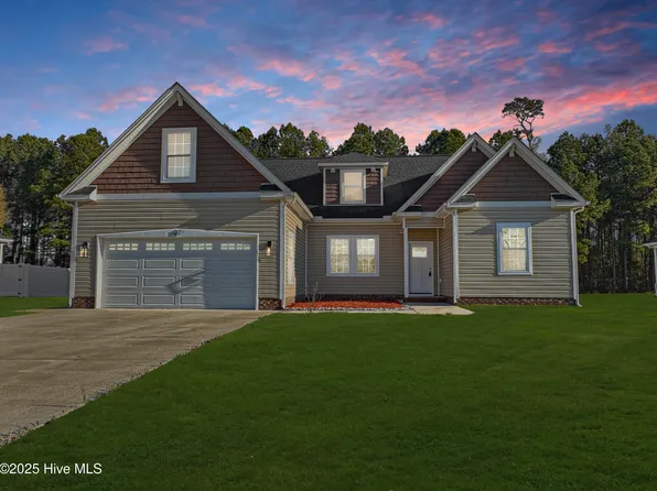 122 Pleasant Drive, Elizabeth City, NC 27909
