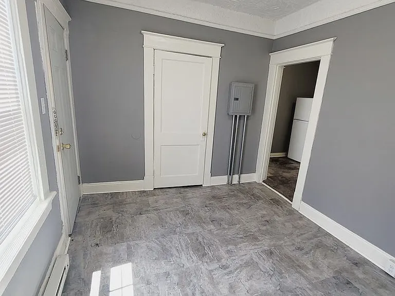 11 W Princeton Cir — Photo 4