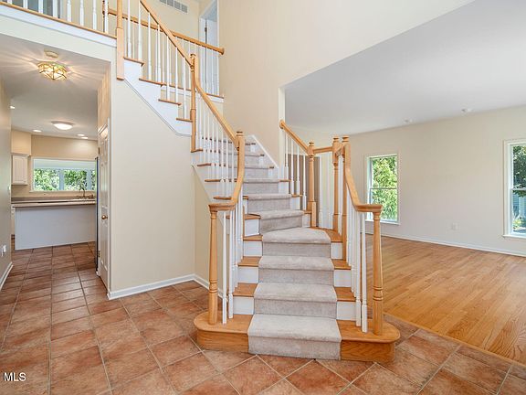 5th image of 26 Reynolds Court