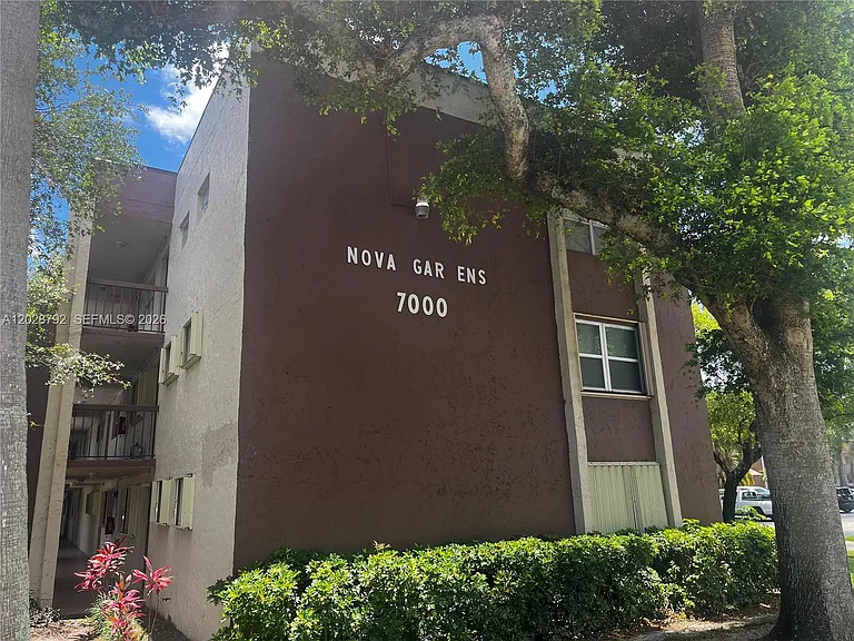 7000 Nova Dr #103E — Photo 1