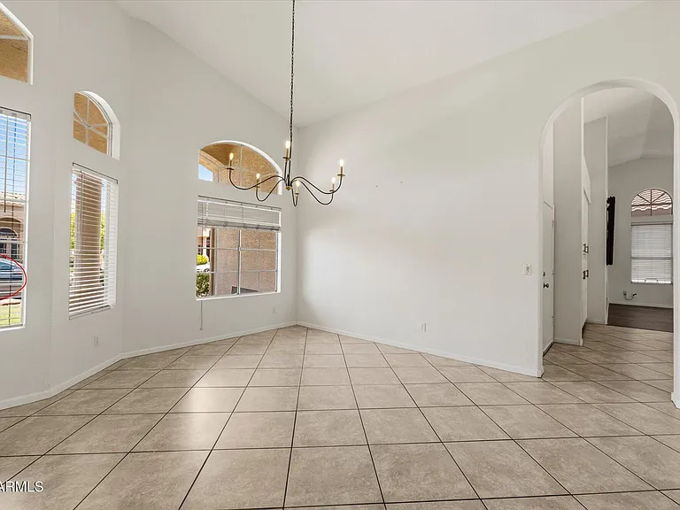 5761 W Park Ave — Photo 15