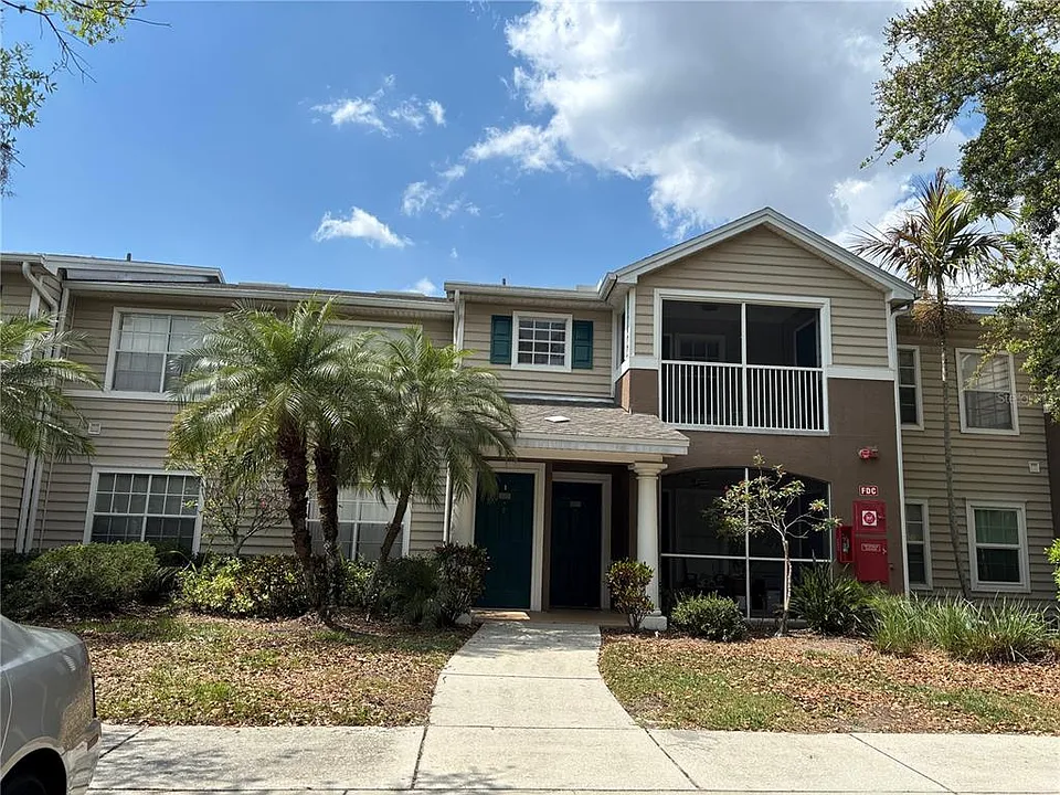 7411 Vista Way #203
